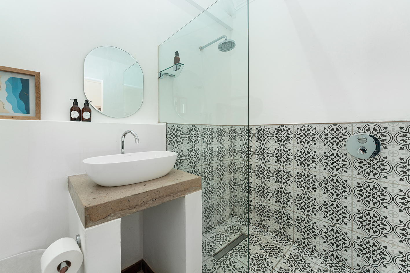 Modern bathroom shower in a coastal cottage at Dolphin Coast Dollhouse near Ballito